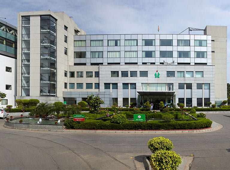 Fortis Escorts Heart Institute, New Delhi: Best Heart Hospital