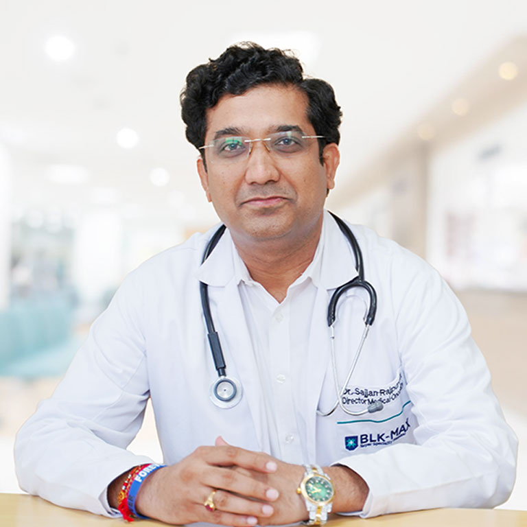 Dr. Sajjan Rajpurohit: Best Medical Oncologist in Delhi - Safartibbi