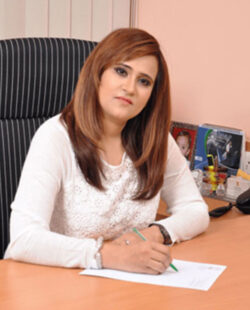 Dr. Shivani Sachdev Gour - IVF Specialist Delhi - Safartibbi