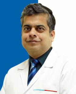Dr. Arindam Chakravarti: Experienced Ophthalmologist | Safartibbi