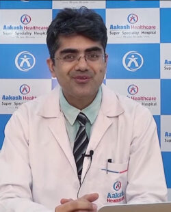 Dr. Prashaant Chaudhry: Experienced Ophthalmologist | Safartibbi