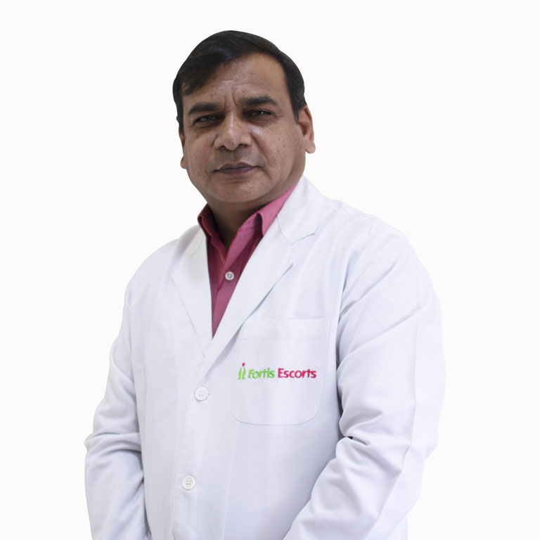 Dr. Sanjay Verma: Renowned Laparoscopic Surgeon | Fortis Escort