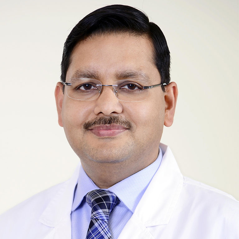 Dr. Vedant Kabra: Renowned Surgical Oncologist in Delhi NCR