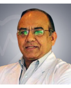 Dr-Suresh-Kumar-Rawat-image Dr. Suresh Kumar Rawat: Experienced Urology Surgeon in Delhi