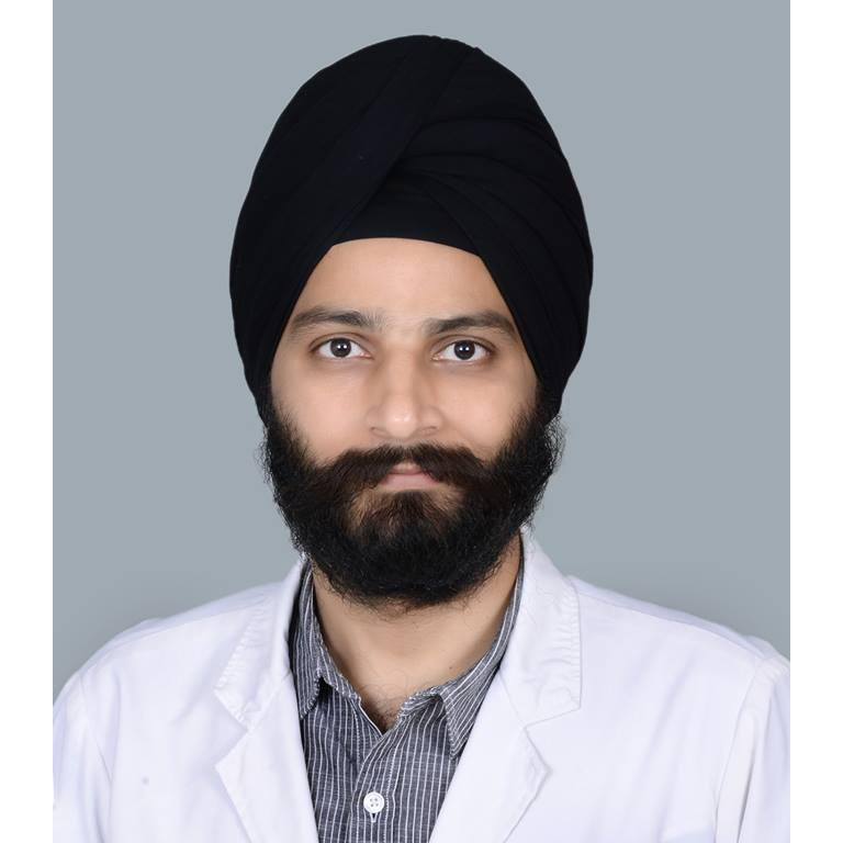 Dr. Harpreet Singh: ENT & Otorhinolaryngologist | Safartibbi