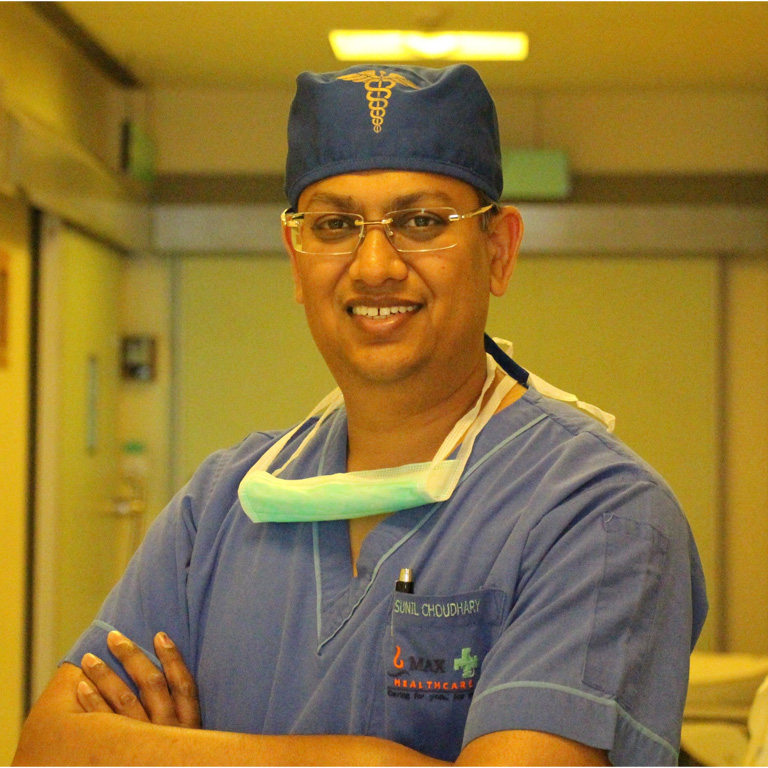 Dr. Sunil Choudhary: Plastic & Reconstructive Surgeon | Max Saket