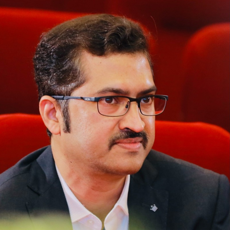 Dr. Phani Kiran S: Renowned Spine Surgeon in Chennai | Safartibbi